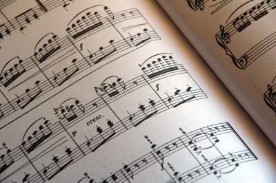 10 Reasons Why You Should Learn Your Scales To Play Classic Piano Songs